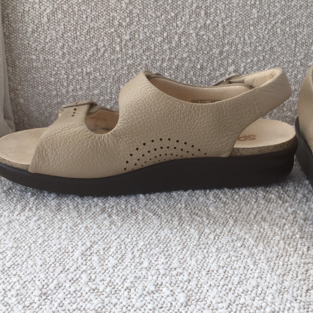 SAS Platform Leather  Sandals, 11 - Picture 4 of 11